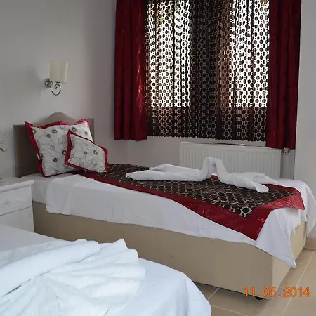 Yunus Hotel Hotel